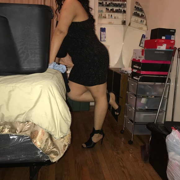 Different dress - Picture 11 of 12